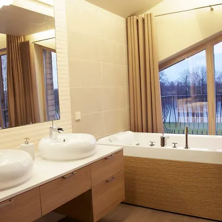 Apartamentų viešbutis Ami